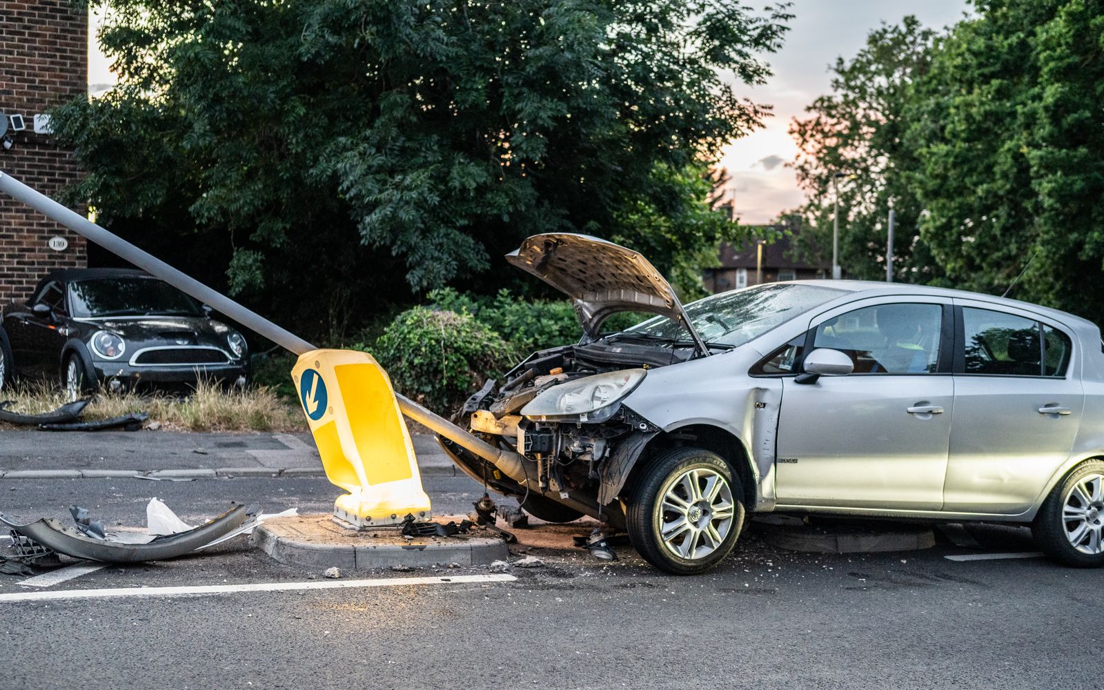 What to Do Immediately After a Car Accident: A Lawyer's Guide